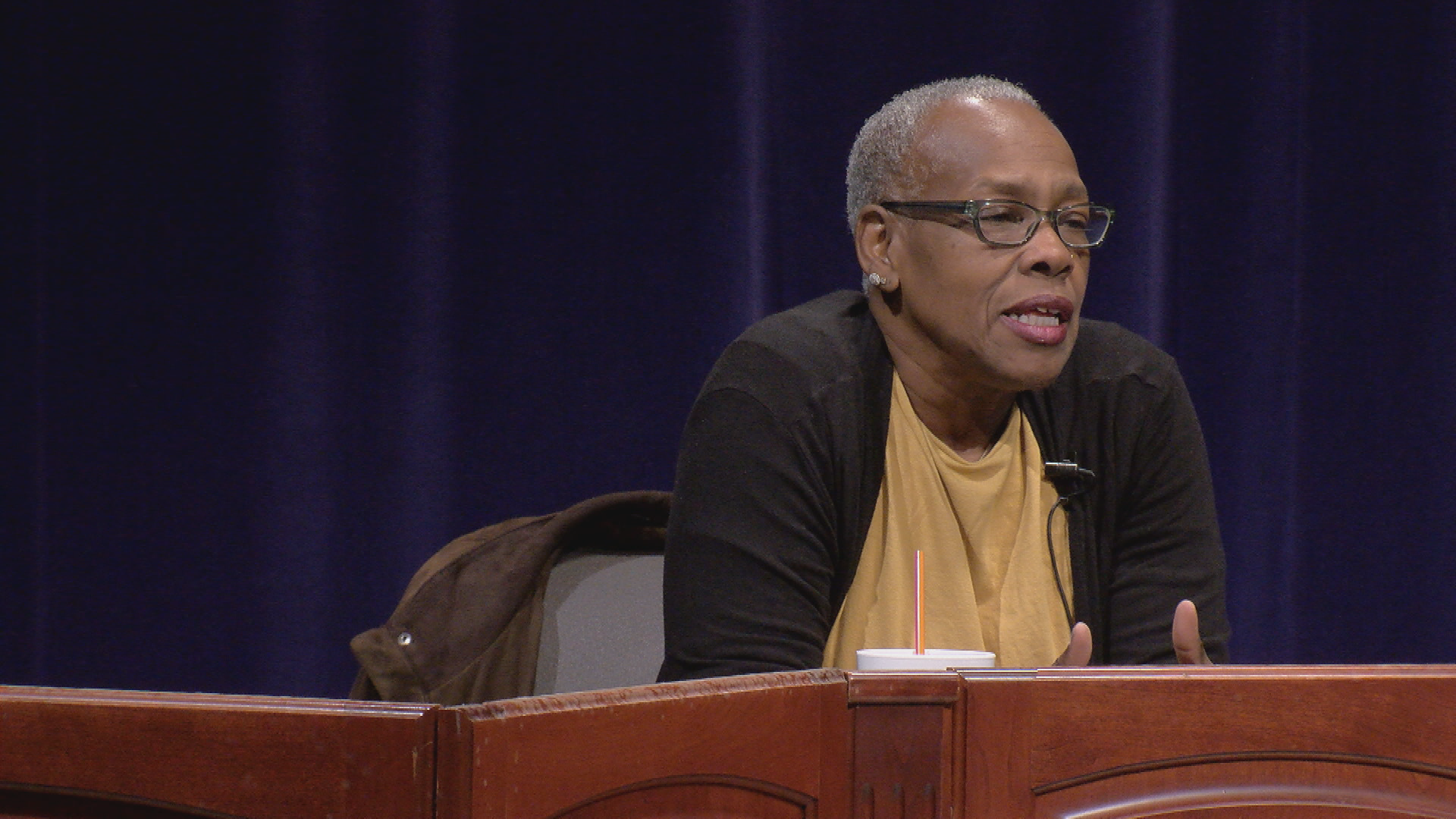 Thumbnail image for Needs to be Seen - 289