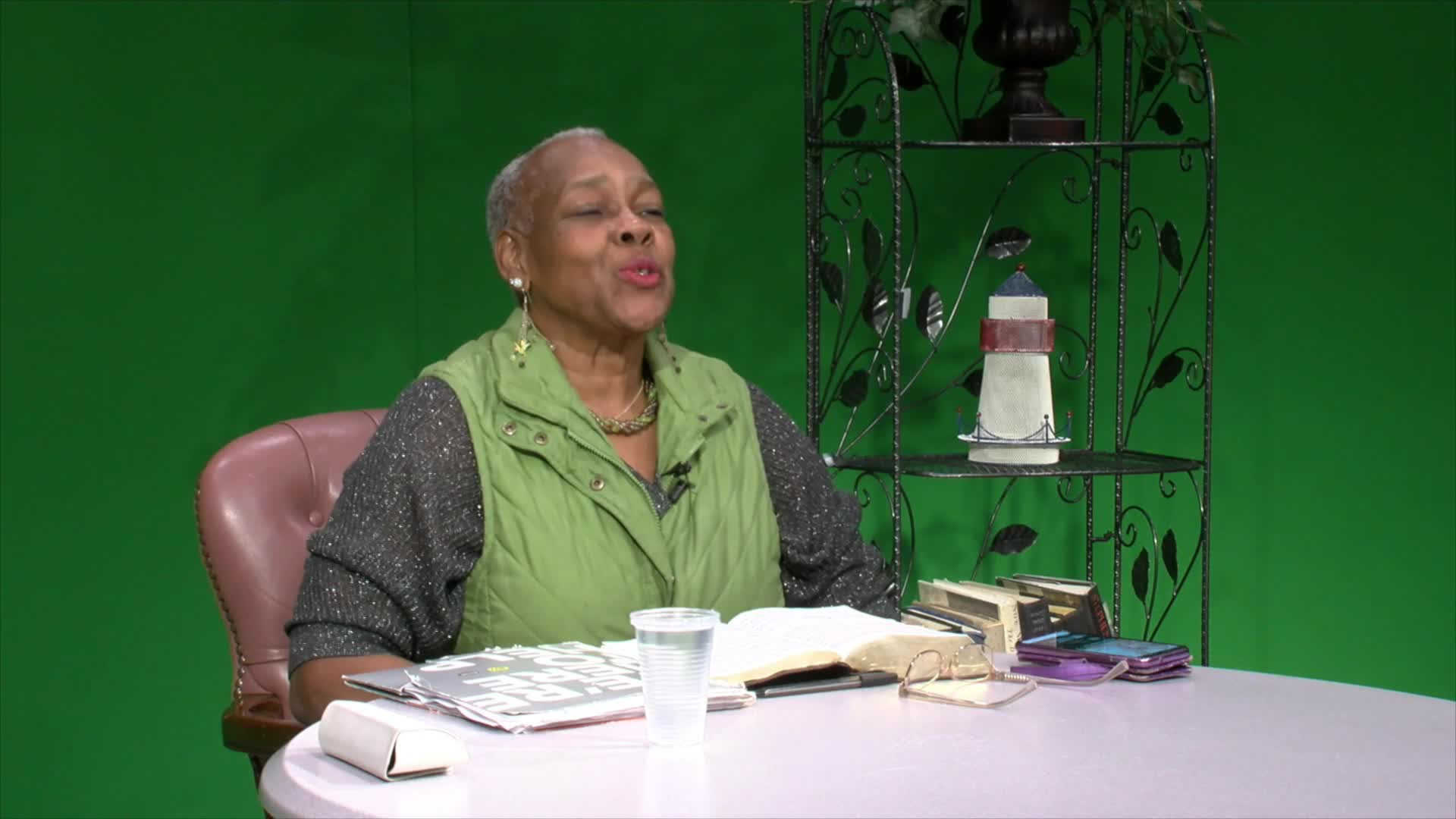 Thumbnail image for Needs to be Seen - 363