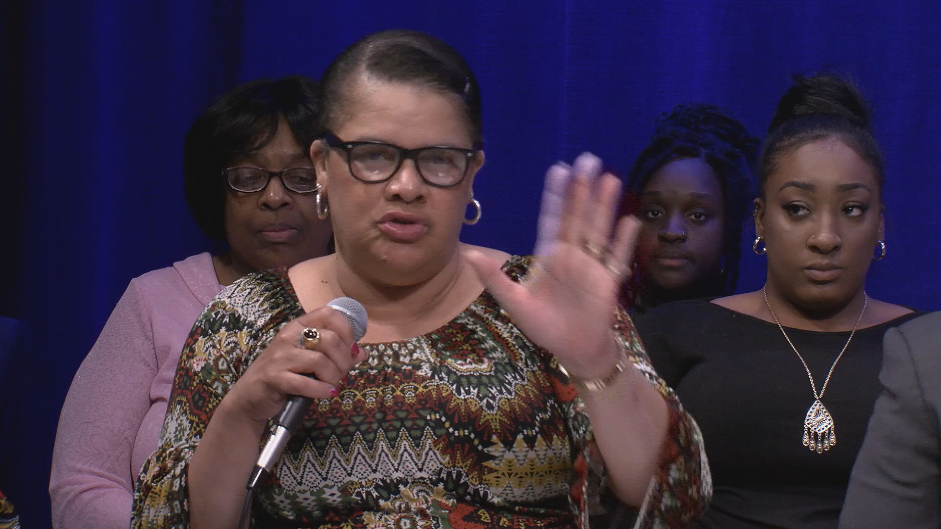 Thumbnail image for Needs to be Seen - 309